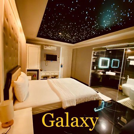 הו צ'י מין סיטי La Galerie Hotel מראה חיצוני תמונה